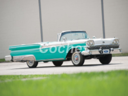 Ford Fairlane 1957
