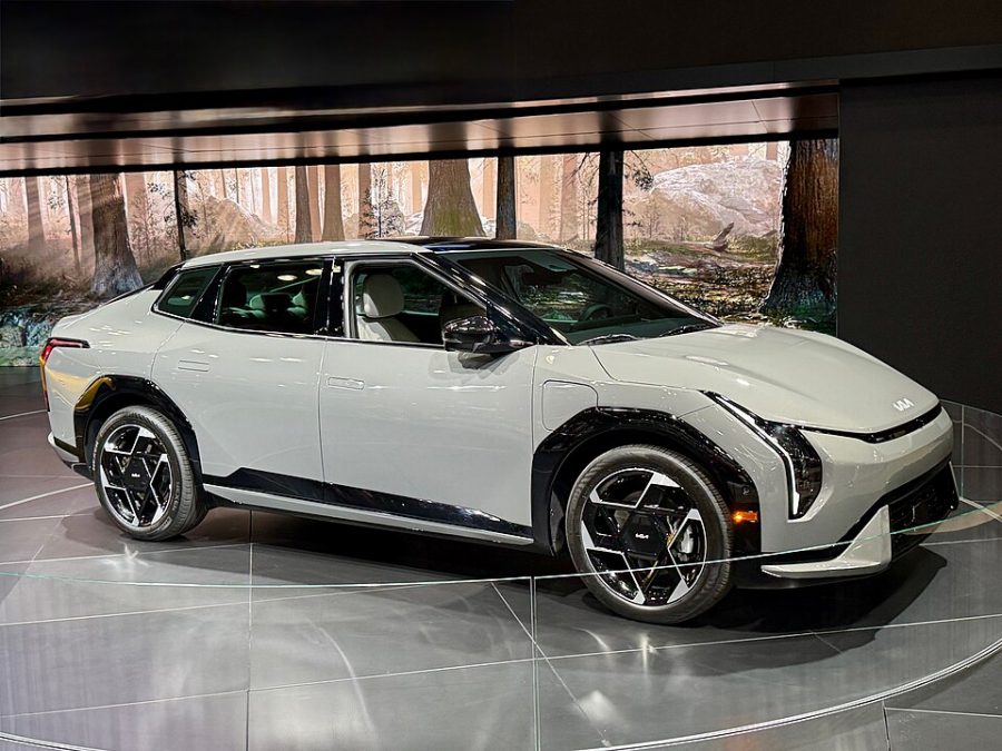 Kia EV4 2025