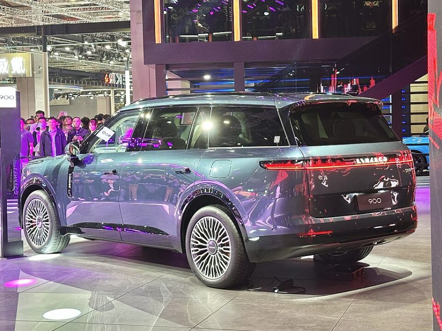 Lynk Co 900 2025