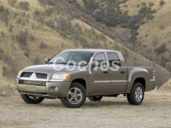 Mitsubishi Raider 2006