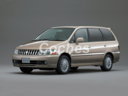 Nissan Bassara 1999