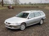 1.8 MANUAL (90 CV)