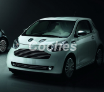Aston Martin Cygnet  2011