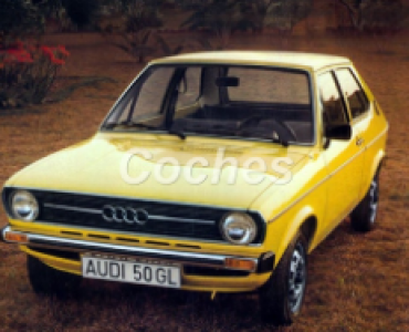 1.1 MANUAL (50 CV)