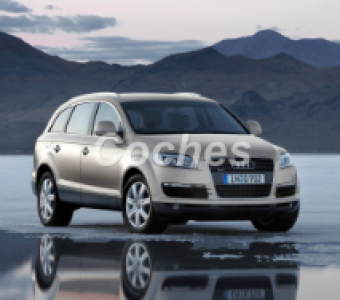 Audi Q7  2005