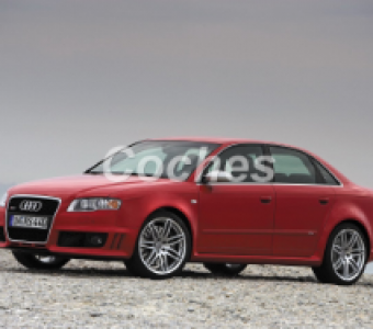 Audi RS4  2005