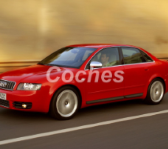 Audi S4  2002