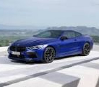 BMW M8  2022