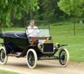Ford Model T  1910