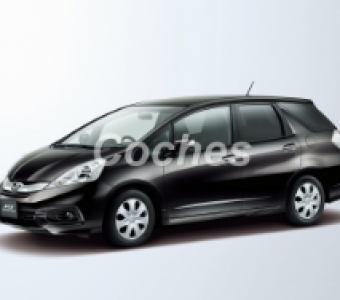 Honda Fit Shuttle  2013