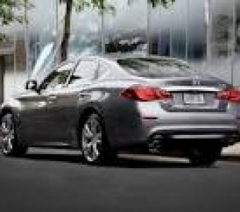 Infiniti Q70  2013