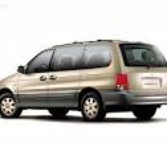 Kia Carnival  2001