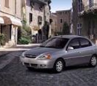 Kia Rio  2001