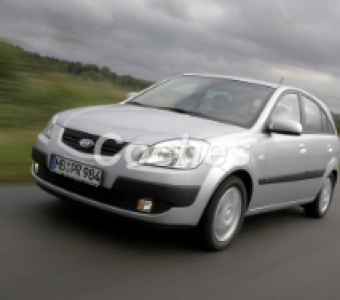 Kia Rio  2005