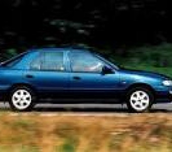 Kia Shuma  1999