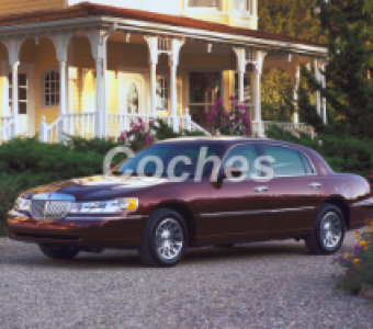 Lincoln Town Car  2004