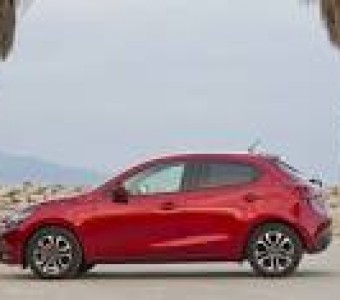 Mazda 2  2015