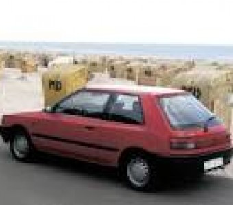 Mazda Familia  1992