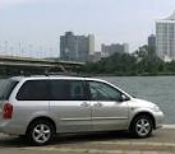 Mazda MPV  2005