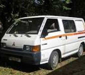 Mitsubishi L300  1989
