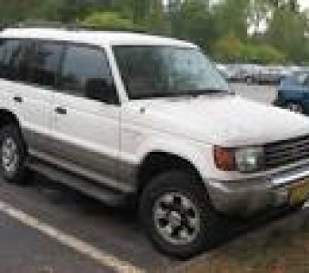 Mitsubishi Pajero  1999