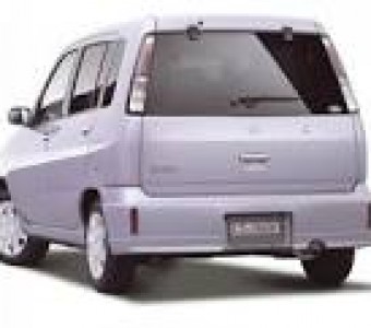 Nissan Cube  2000
