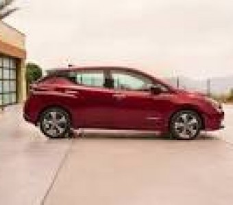 Nissan Leaf  2020