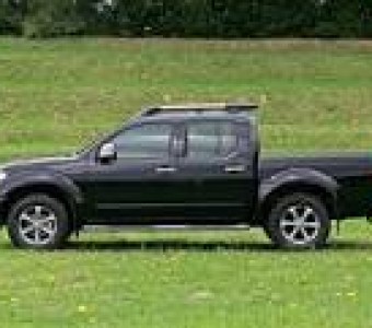 Nissan Navara (Frontier)  2004