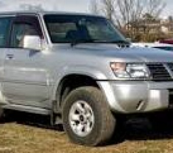 Nissan Safari  2001