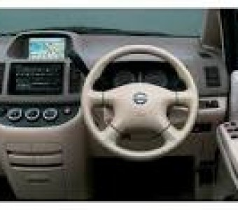 Nissan Serena  2014