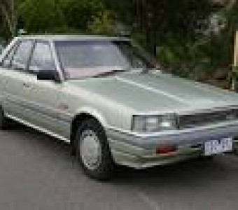 Nissan Skyline  1988