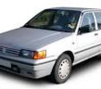 Nissan Sunny  1990