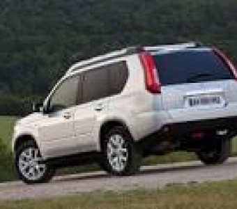 Nissan X-Trail  2010