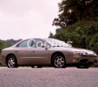 Oldsmobile Aurora  1999