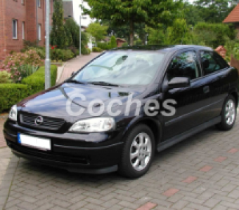 Opel Astra  2001