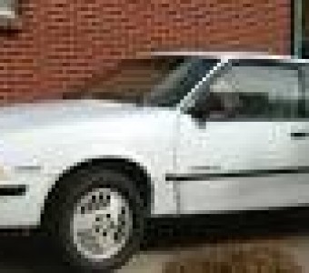 Pontiac Sunbird  1990