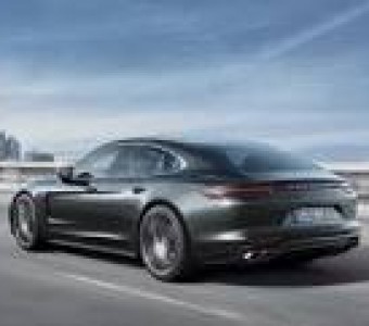 Porsche Panamera  2021