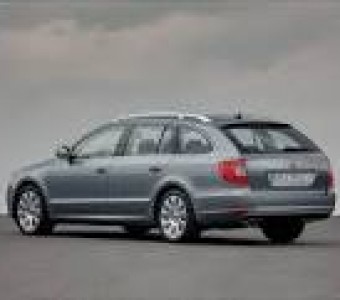 Skoda Superb  2011