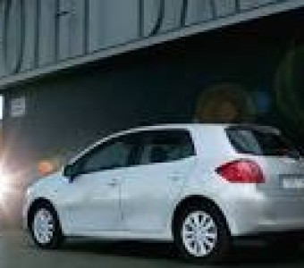 Toyota Auris  2006