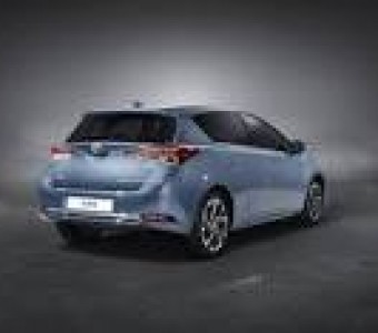 Toyota Auris  2015