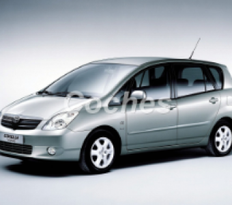 Toyota Corolla Verso  2001