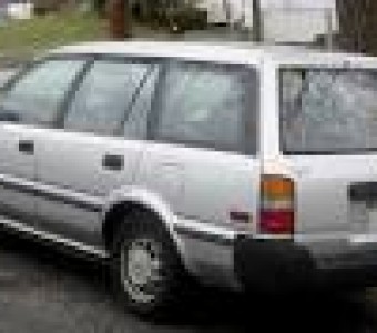 Toyota Corolla  1990