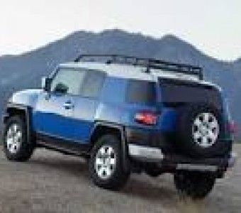 Toyota FJ Cruiser  2010