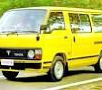 Toyota HiAce  1986