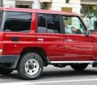 Toyota Land Cruiser  1995