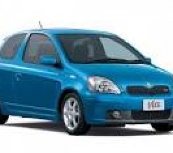 Toyota Vitz  2002