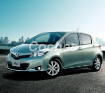 Toyota Vitz  2010