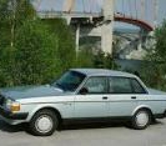 Volvo 240 Series  1984