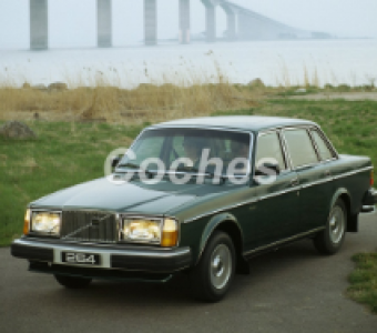 Volvo 260 Series  1976