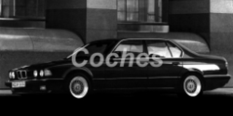 BMW Serie 7 1991 Sedan II (E32) 730i 3.0 MANUAL (188 CV)